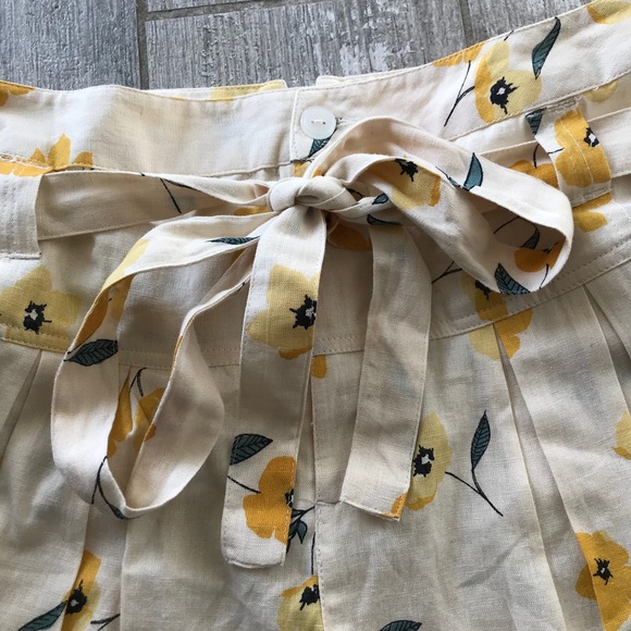 🔥🔥BILLABONG - HIGH RISE DAY SHORTS🔥🔥 - Picture 4 of 6